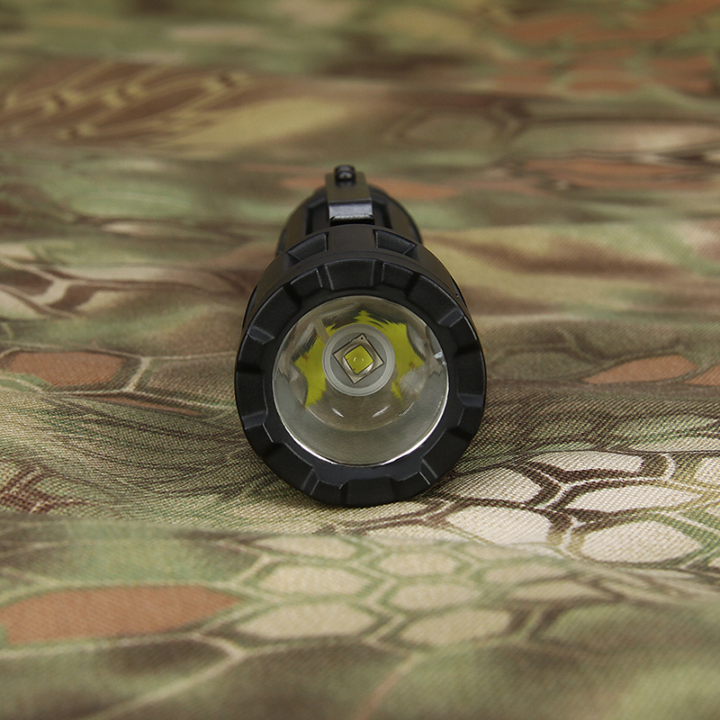 Rechargeable led flashlight L2 CREE 300lm 7000k 9V Flashlight black