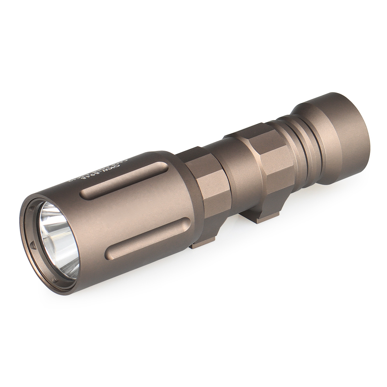 High quality 680 LUMEN LED Flashlight Super Battery Life Cool White 5700K