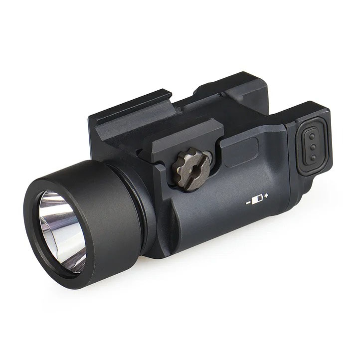 Flashlight IR Range Compatible with any type of with a Picatinny Rail
