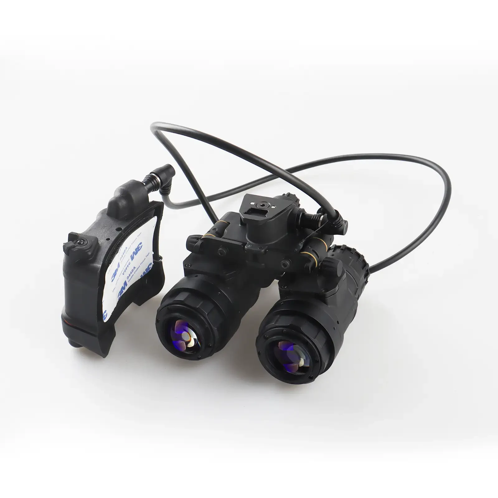 PVS-31 connected to external battery pack